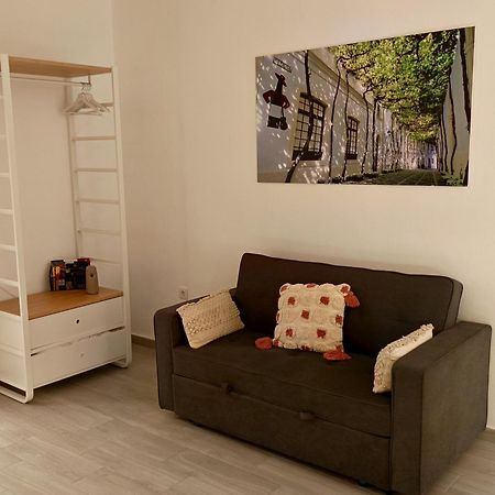 Apartamentos Turisticos A.Parra Jerez de la Frontera Exterior foto