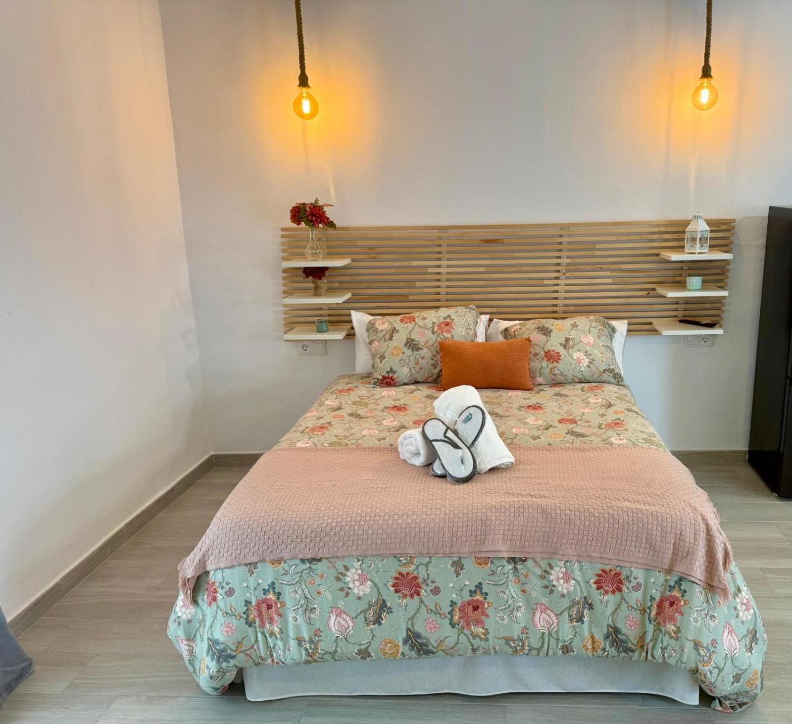 Apartamentos Turisticos A.Parra Jerez de la Frontera Exterior foto